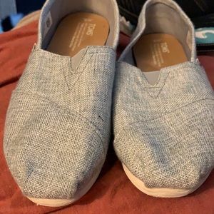 Toms woven size 9